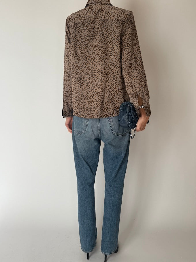 Vintage Leopard Print Button-Up Shirt 6657