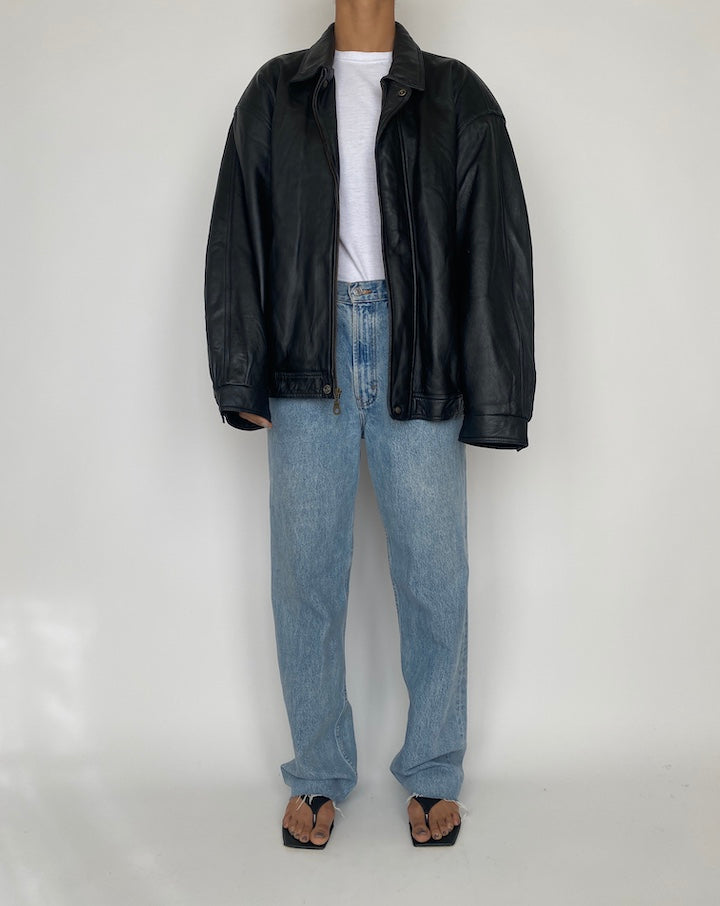 VINTAGE OVERSIZED BLACK LEATHER JACKET 2448