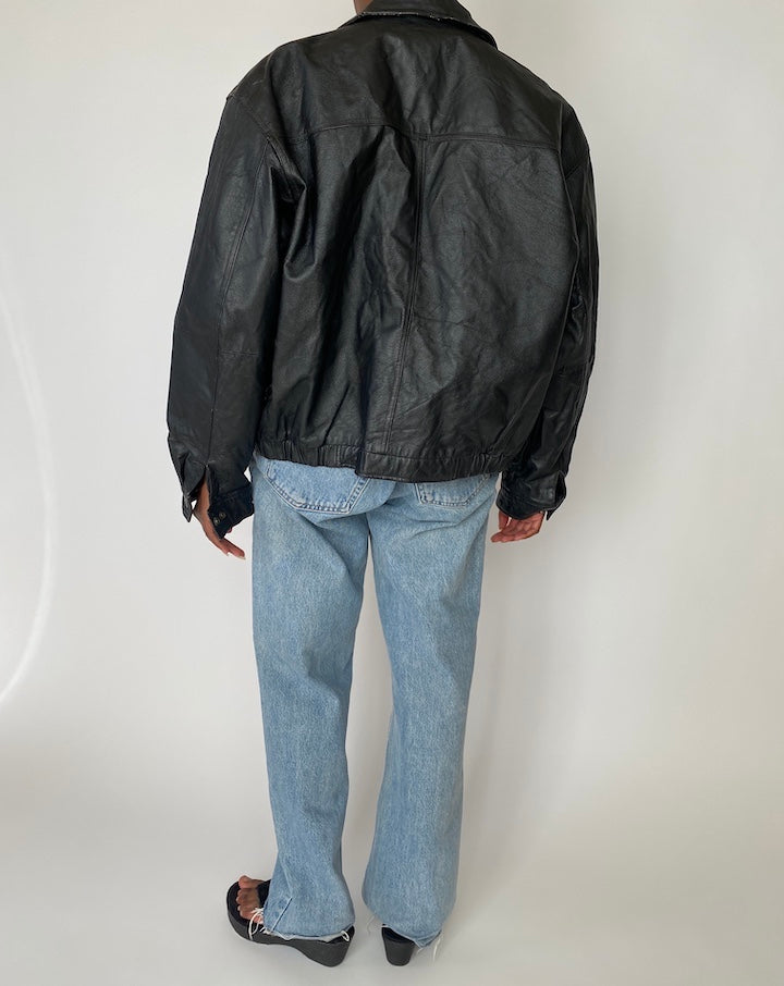 VINTAGE OVERSIZED BLACK LEATHER JACKET 3876