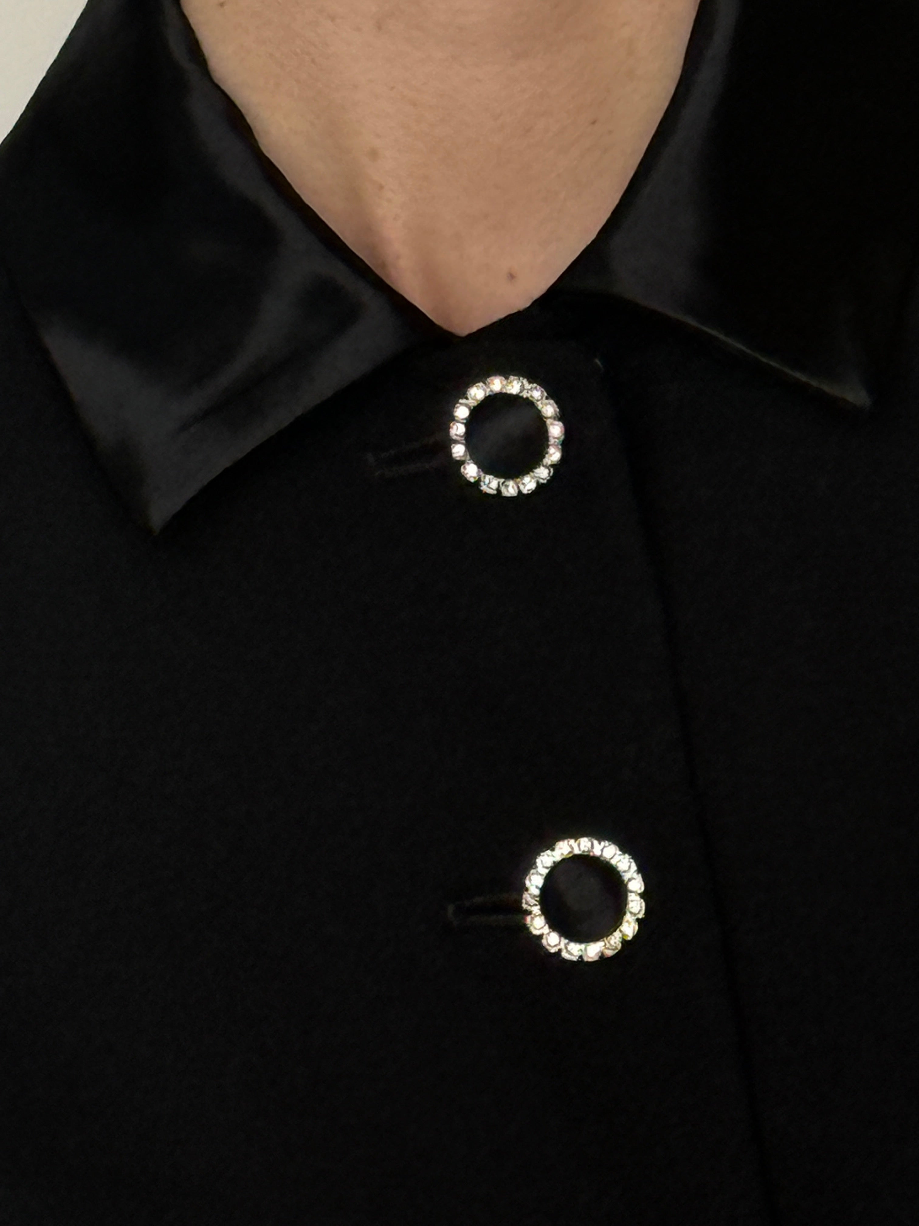 Vintage black blazer collar detail