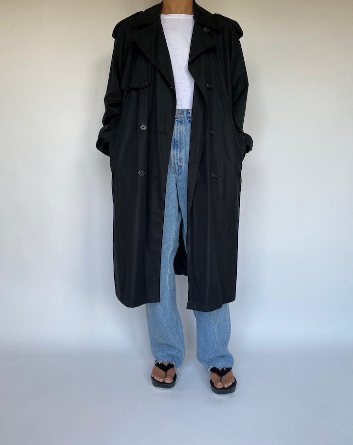 VINTAGE BLACK TRENCH COAT 1065