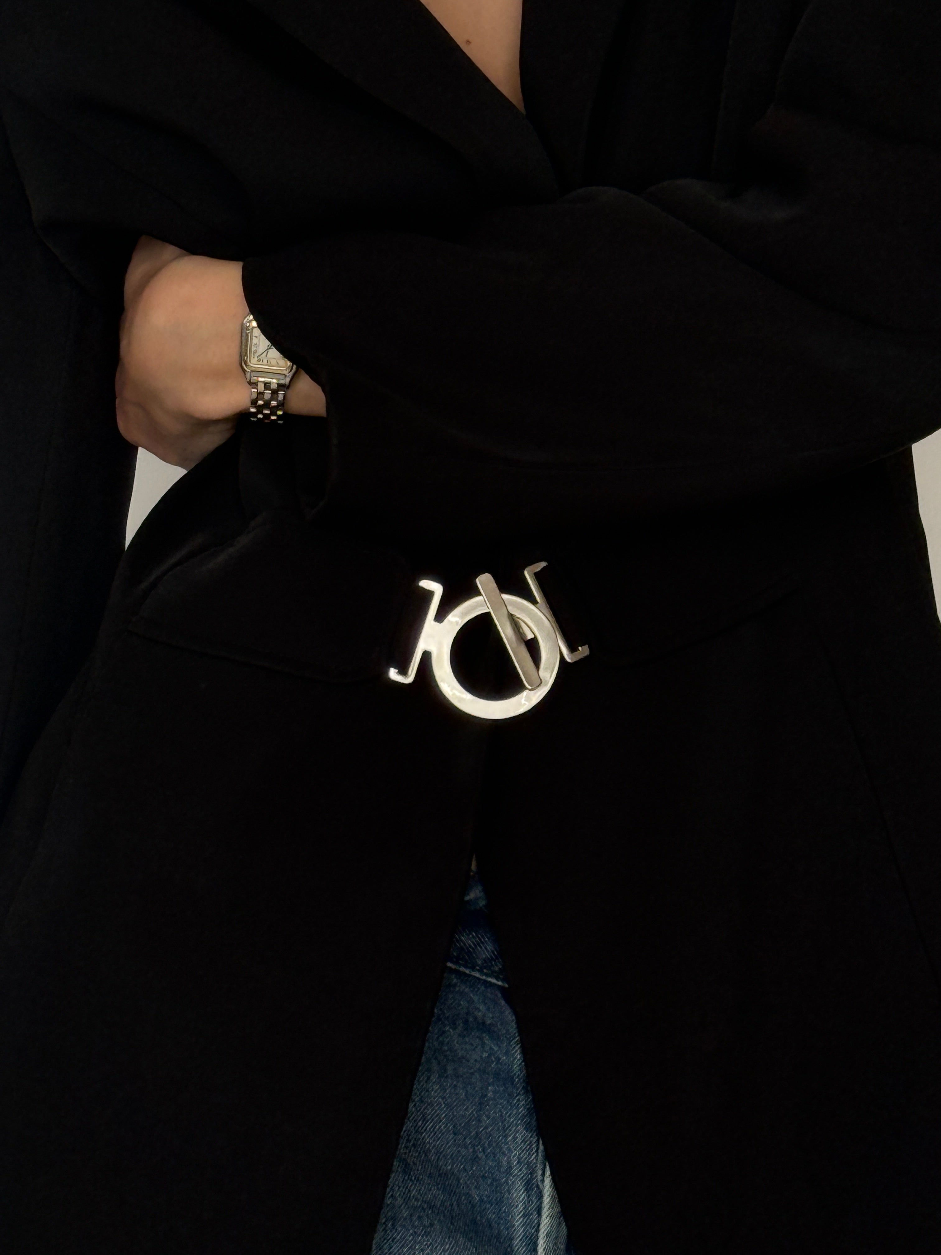 Vintage black blazer logo belt detail