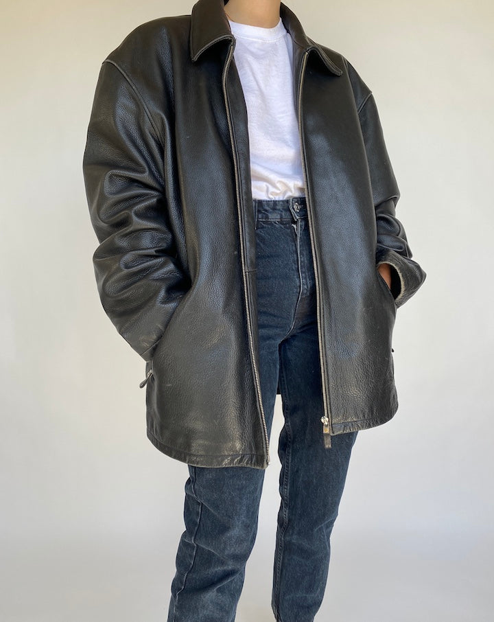 VINTAGE OVERSIZED BLACK LEATHER JACKET 425
