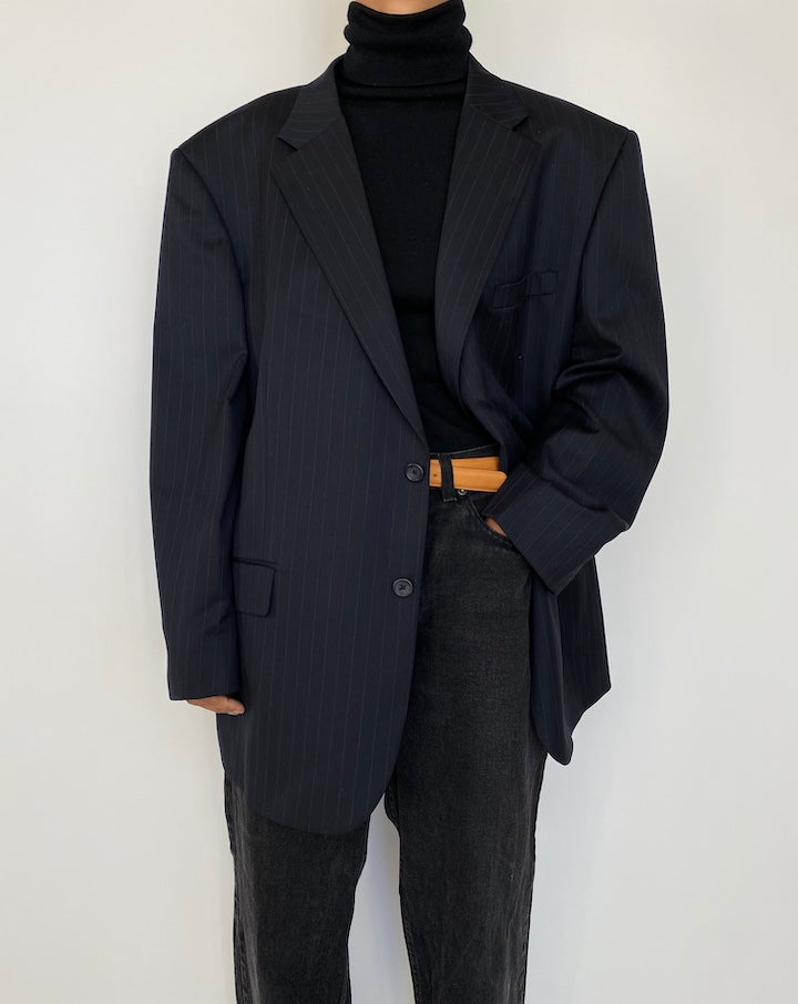 VINTAGE NAVY PINSTRIPED BLAZER 1677