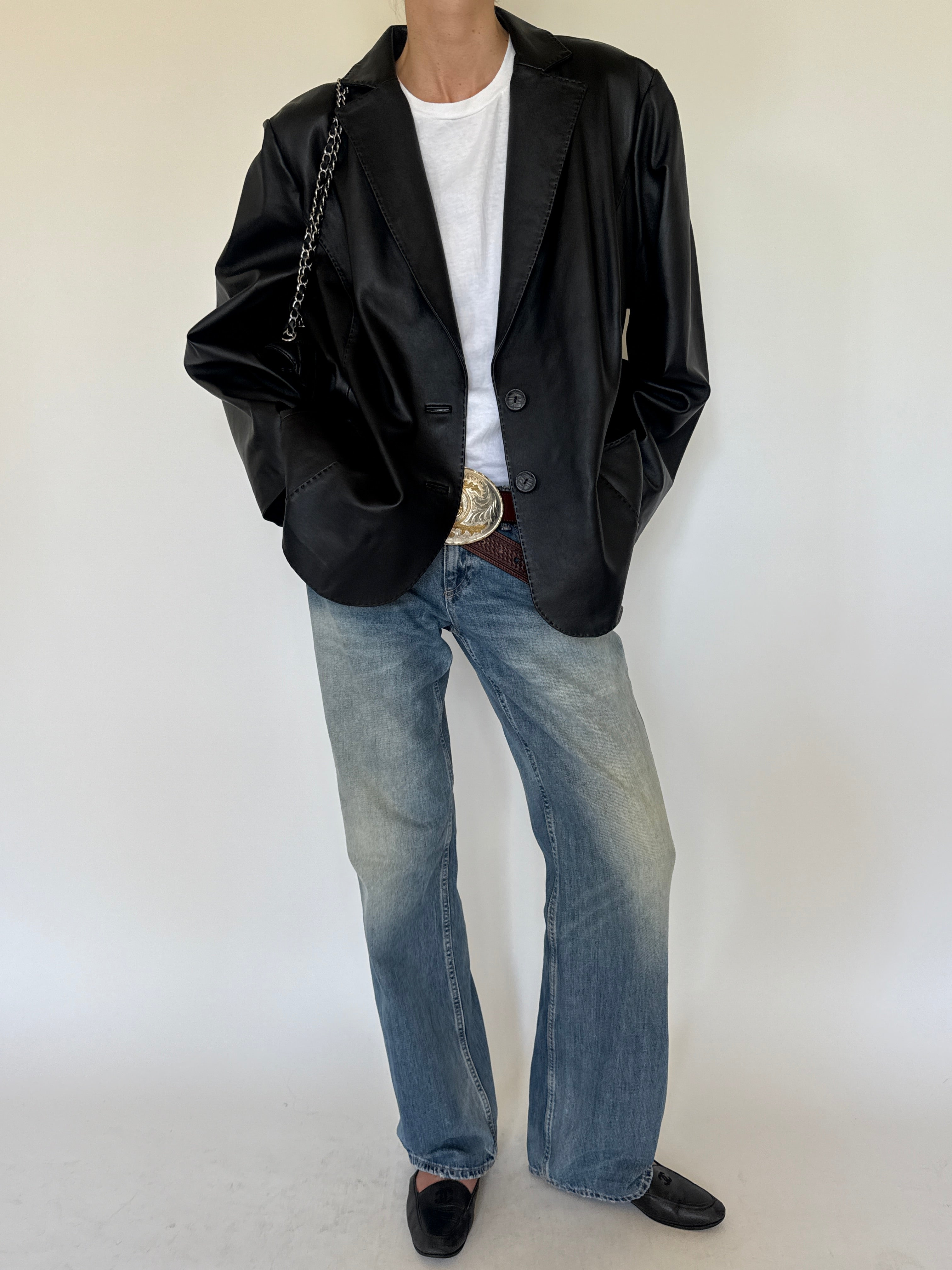 Vintage topstitched leather blazer black front view