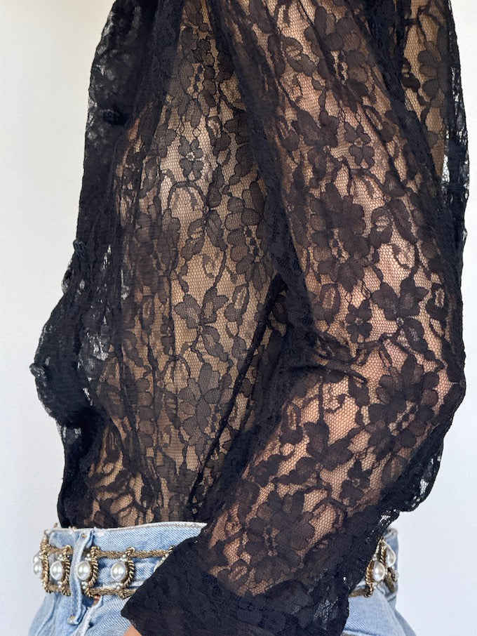 Vintage lace top in black 6361
