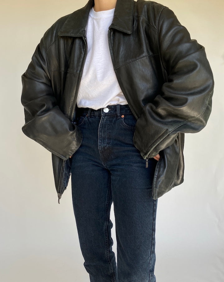 VINTAGE OVERSIZED BLACK LEATHER JACKET 428