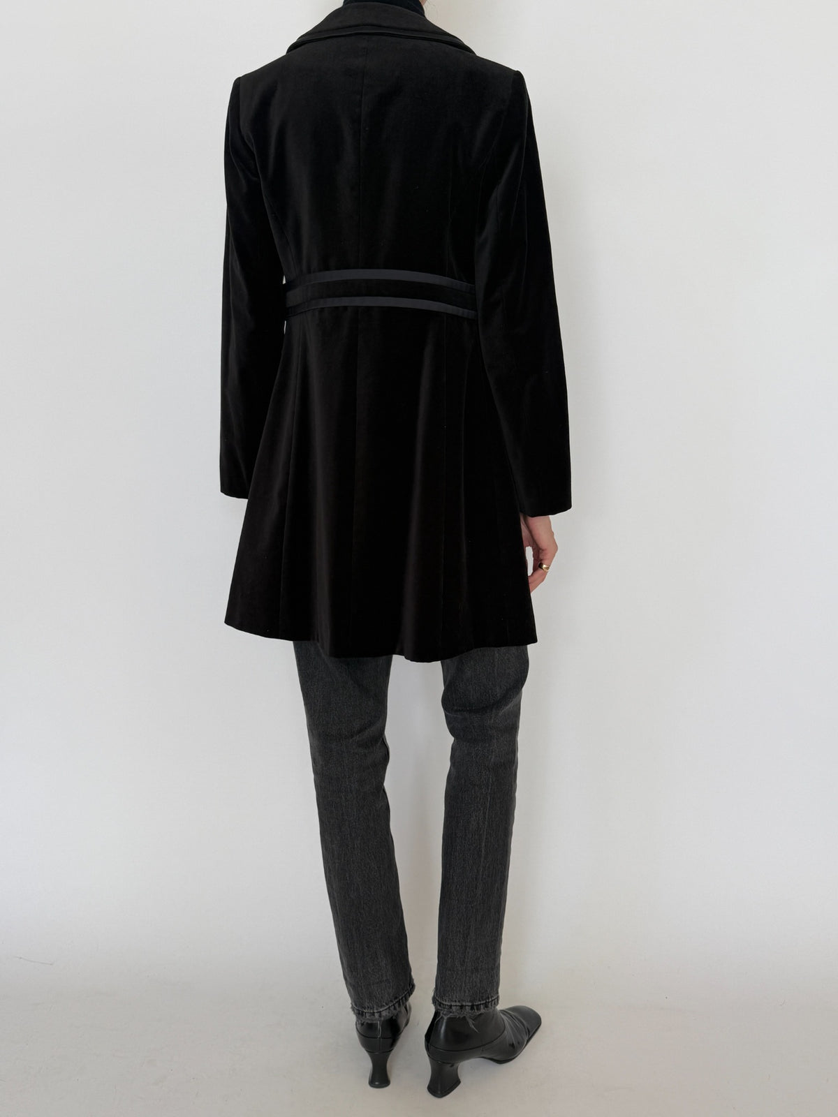 Vintage black velvet tailored coat 8453