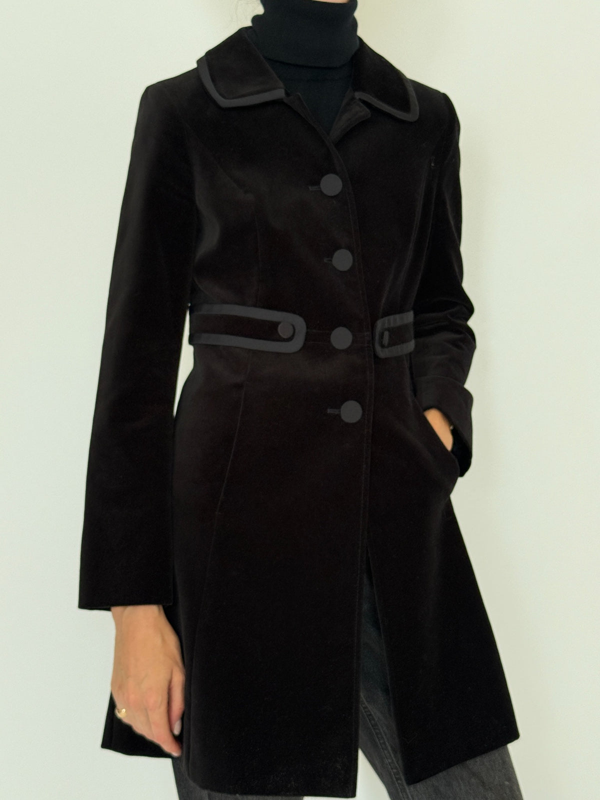 Vintage black velvet tailored coat 8453