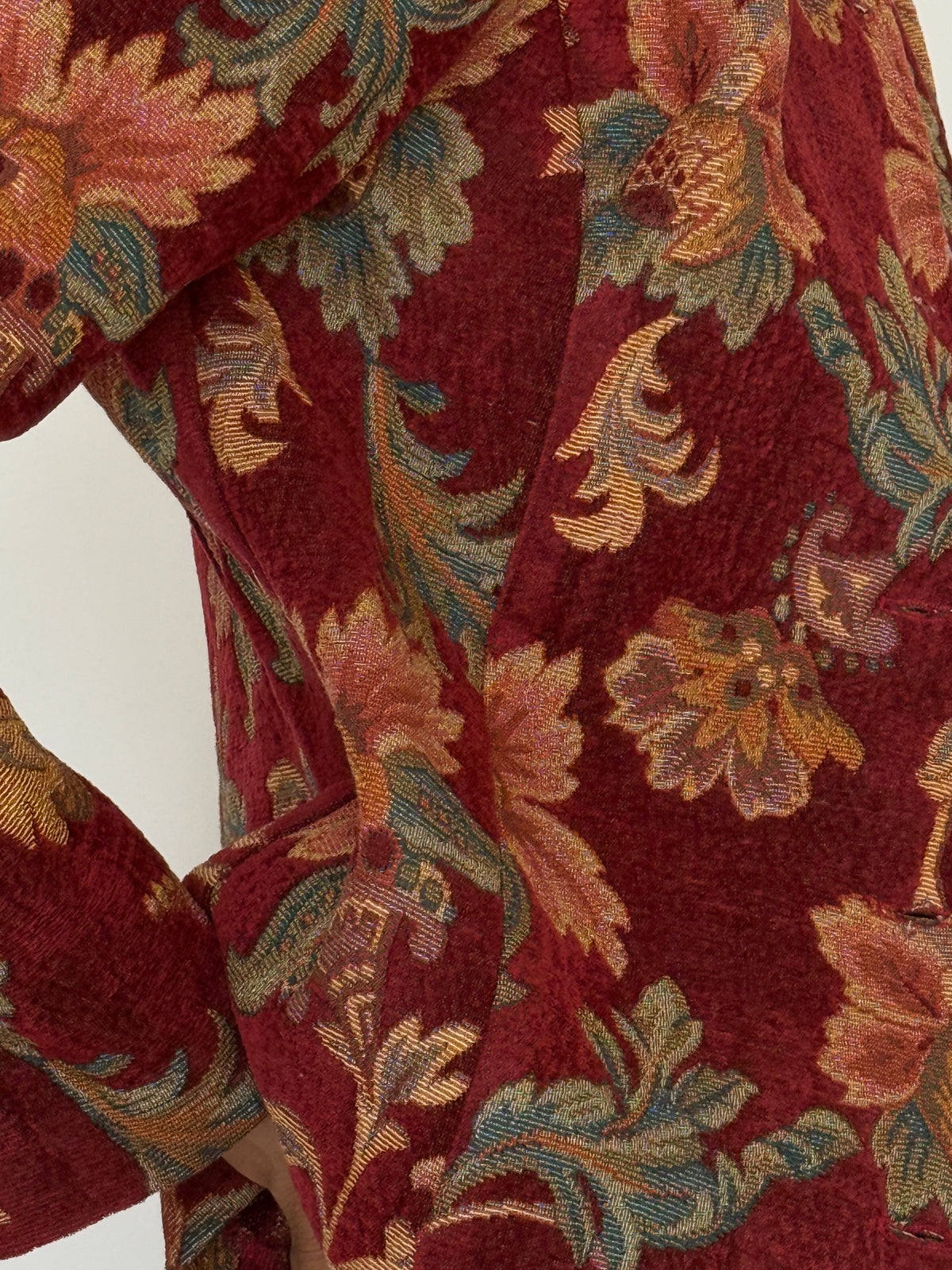 Vintage burgundy floral tapestry jacket 8446