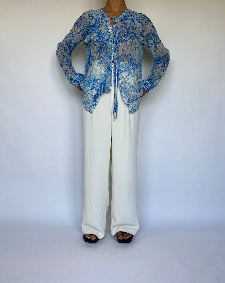 VINTAGE BLUE AND WHITE SILK BLOUSE 1093