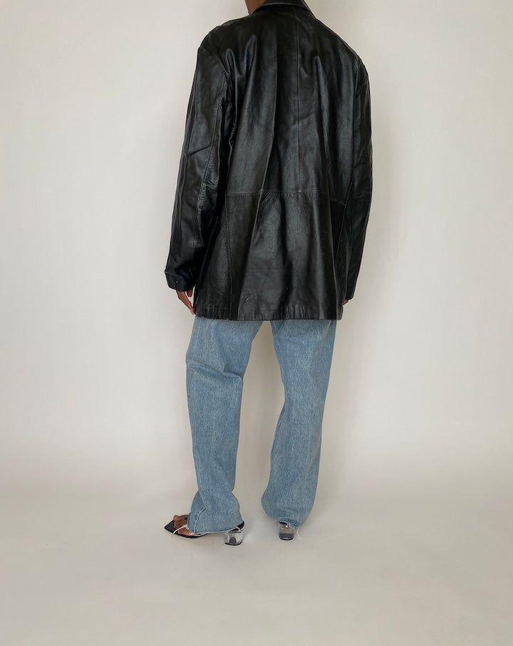 VINTAGE OVERSIZED BLACK LEATHER JACKET 3929