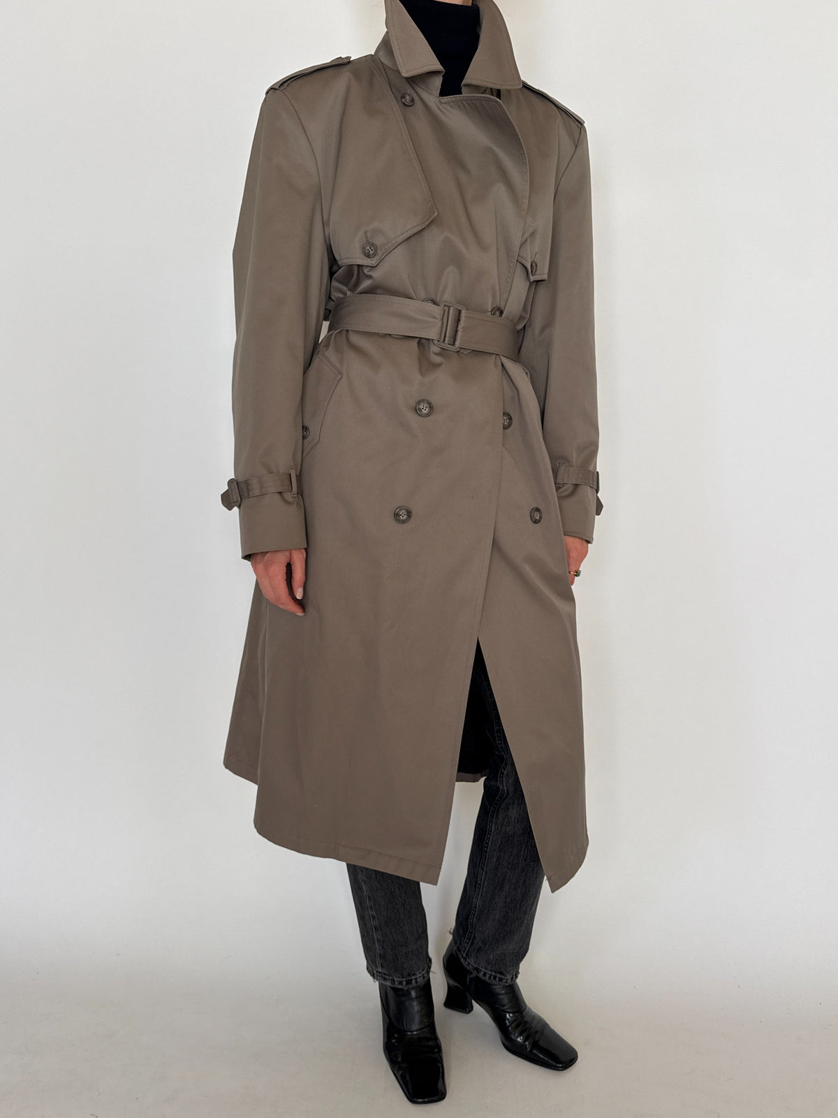 Vintage classic taupe trench coat SKU 8455