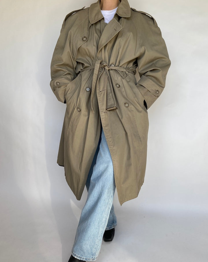 VINTAGE OVERSIZED BEIGE TRENCH COAT 436