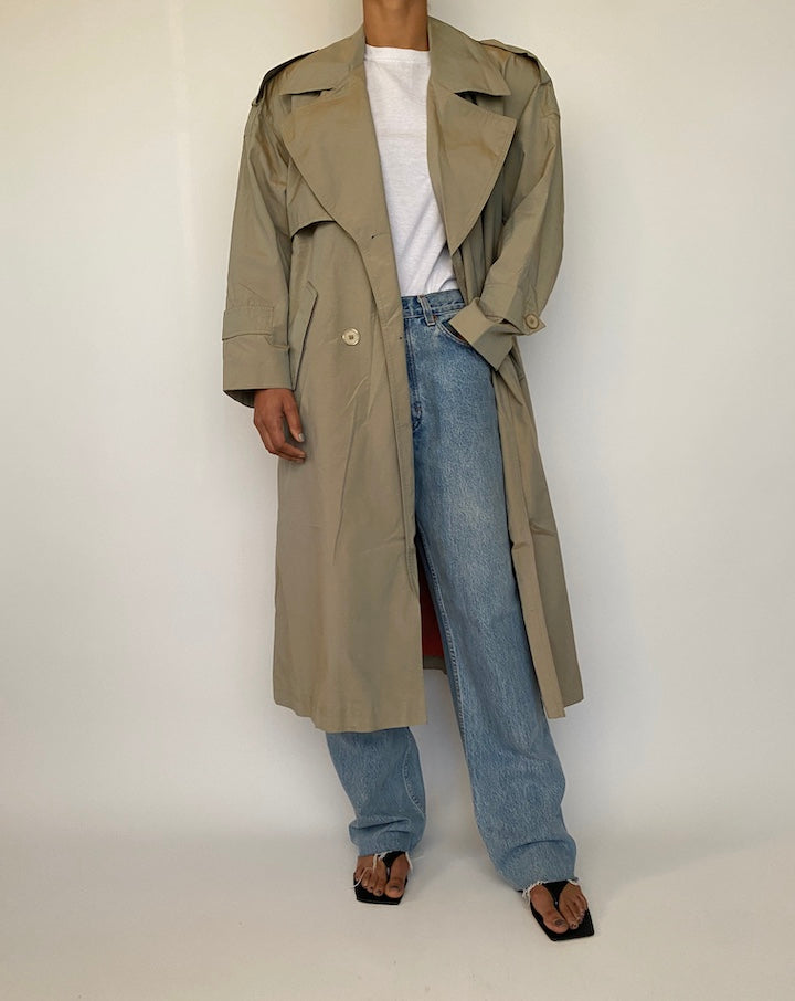 VINTAGE OVERSIZED BEIGE TRENCH COAT 2490