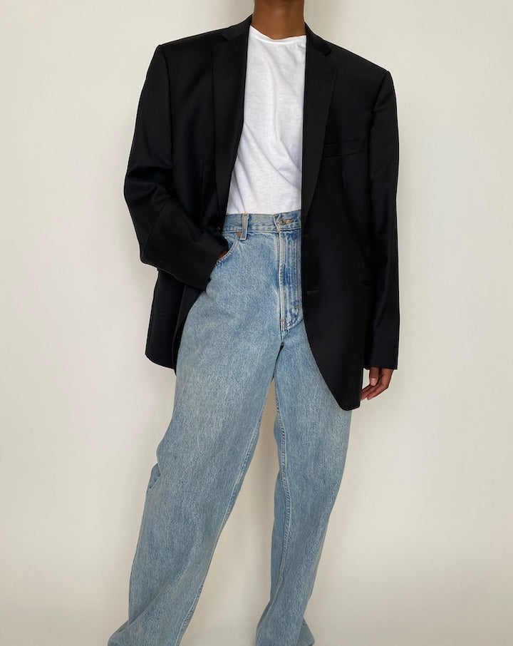 VINTAGE BLACK CALVIN KLEIN BLAZER 3958