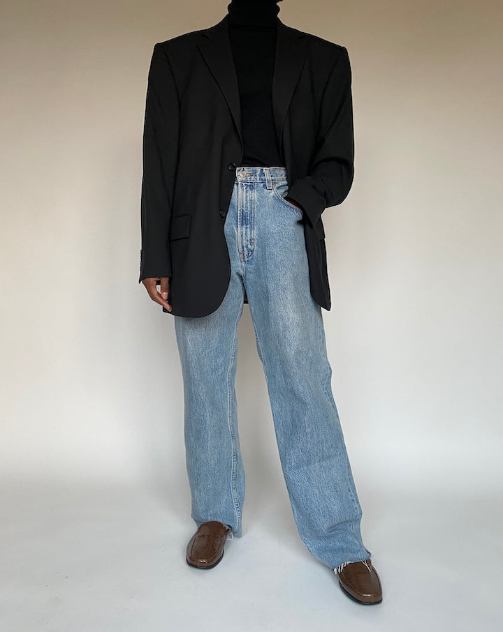 VINTAGE OVERSIZED BLACK BLAZER 1696