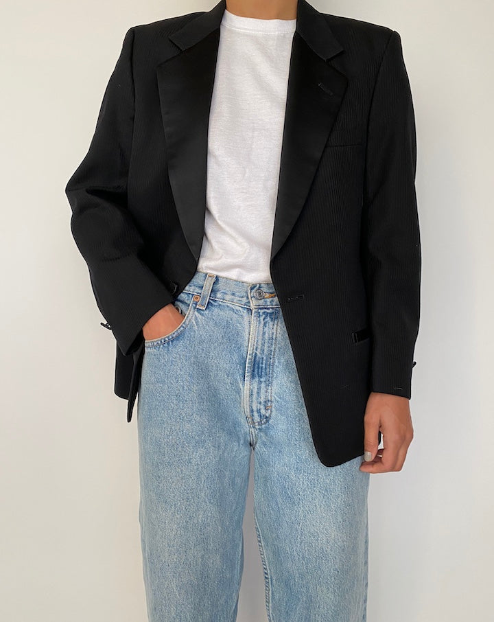 VINTAGE BLACK STRIPED BLAZER 2498