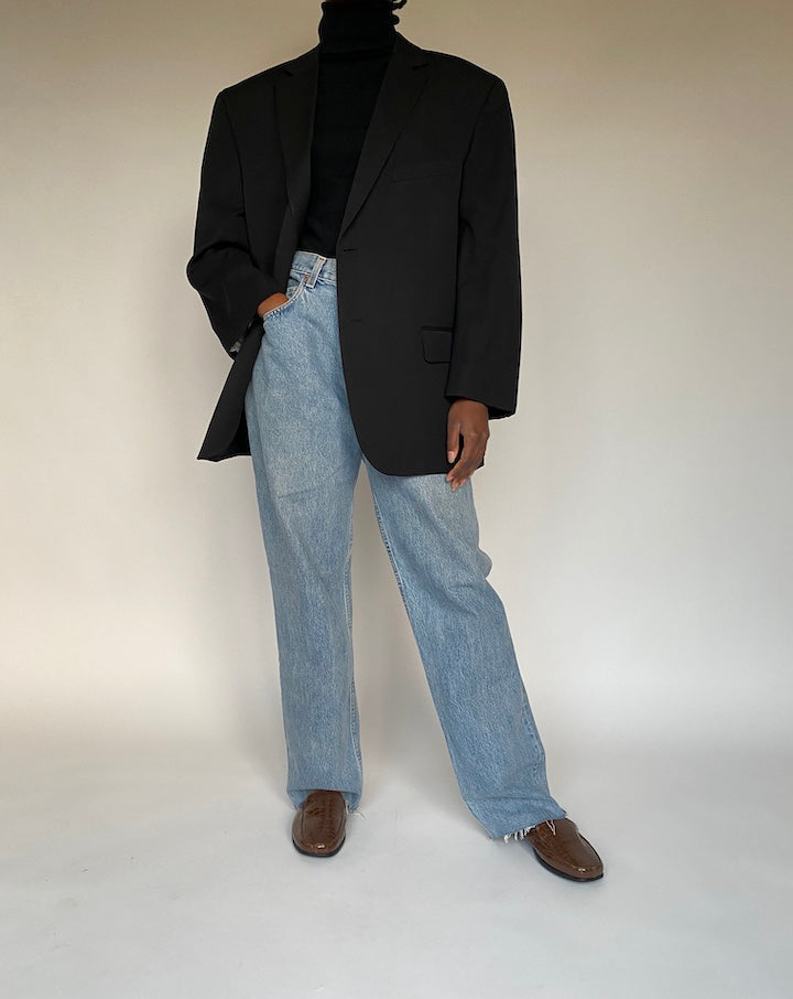 VINTAGE BLACK BLAZER 1699