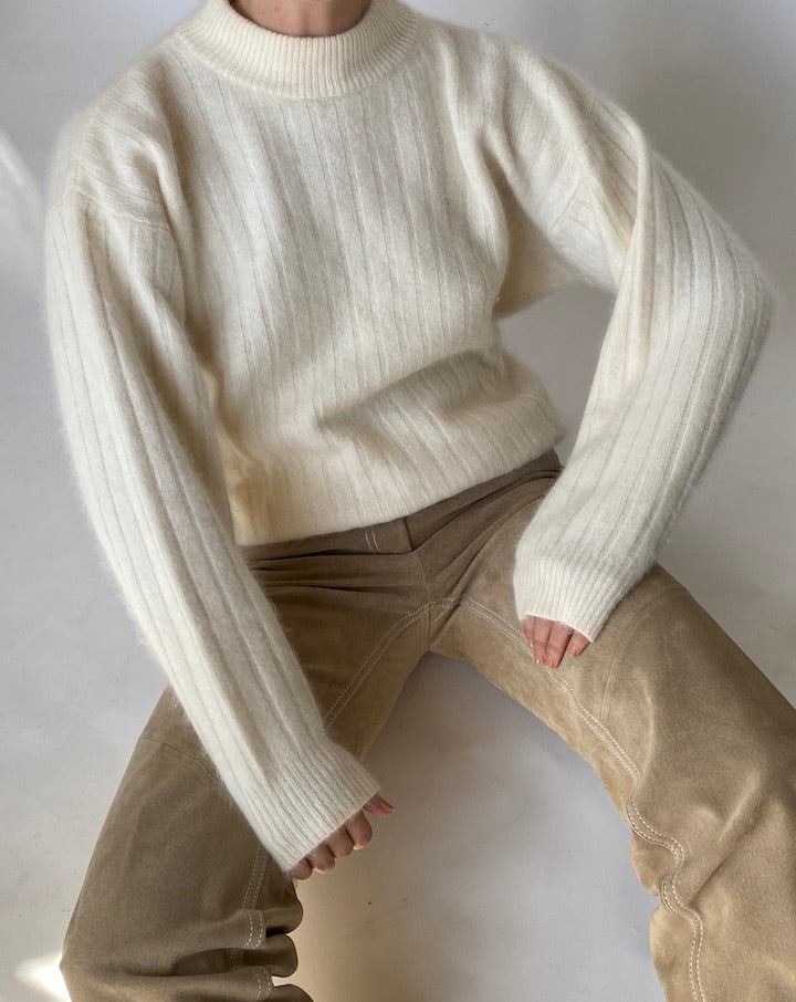 VINTAGE CREAM ANGORA SWEATER 442