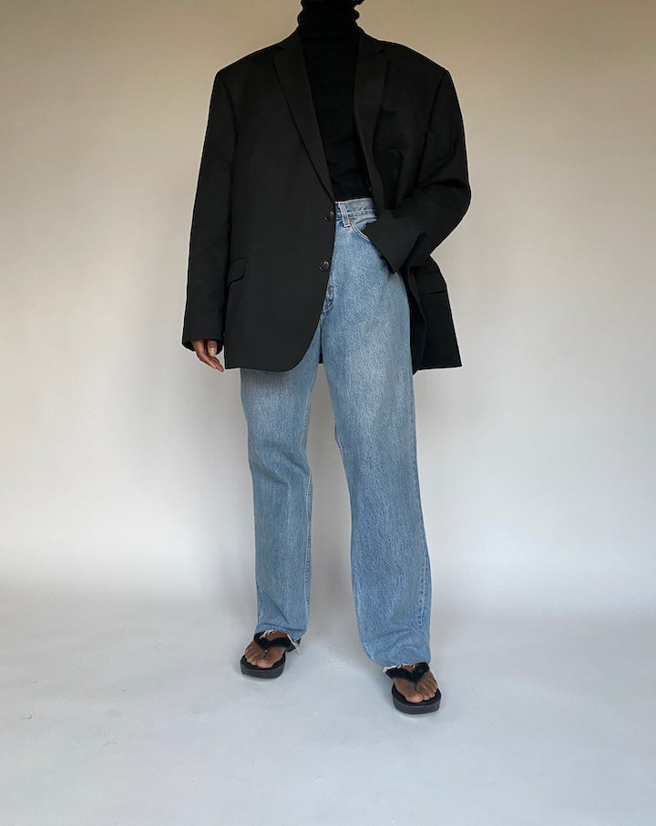 VINTAGE OVERSIZED BLACK BLAZER 1706