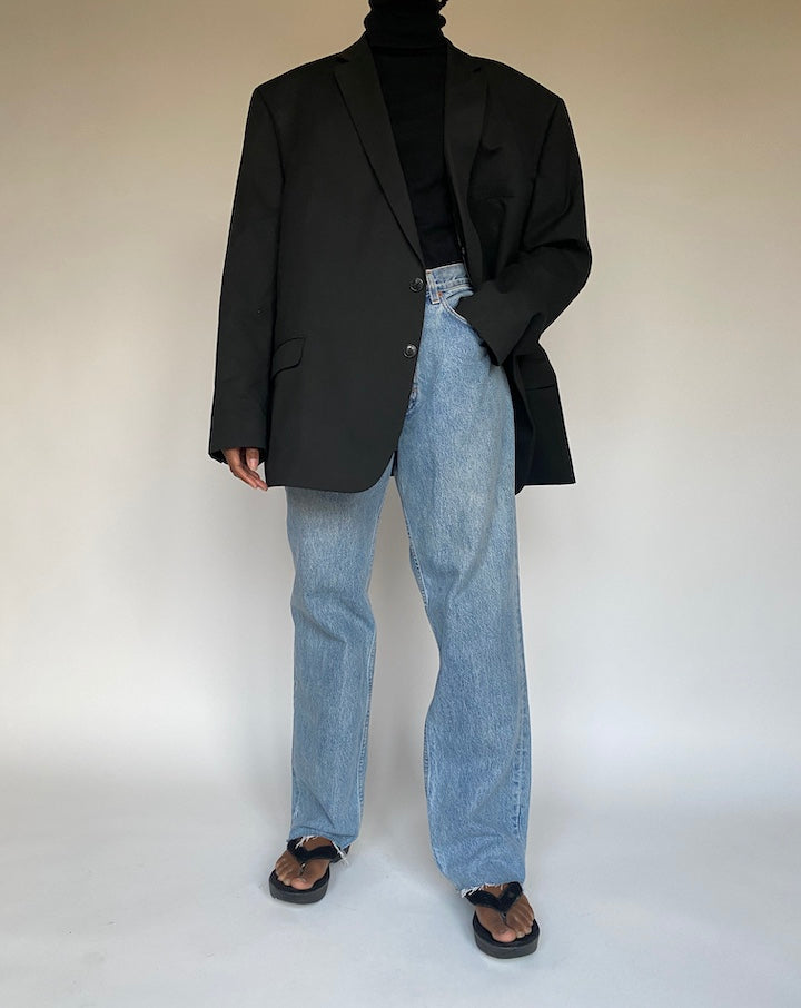 VINTAGE OVERSIZED BLACK BLAZER 1706