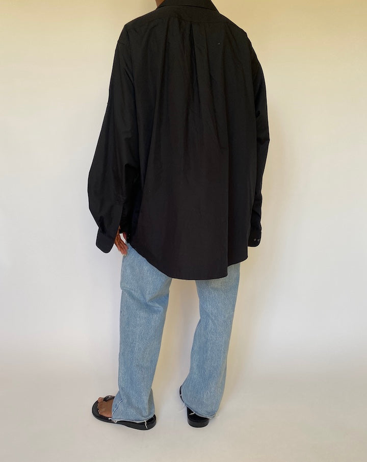 VINTAGE OVERSIZED BLACK BUTTON-DOWN SHIRT 3983