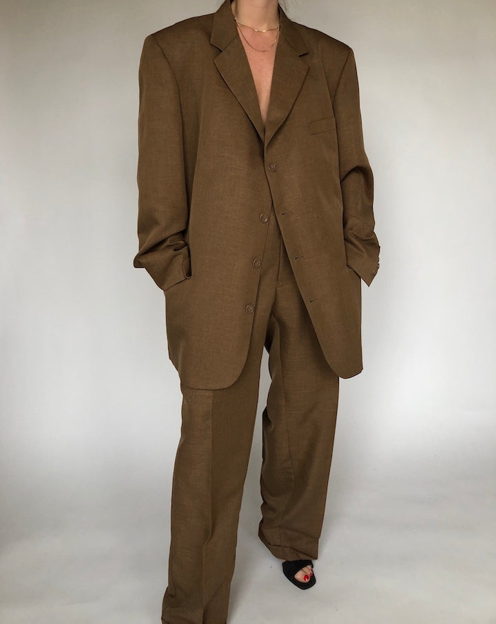 VINTAGE OVERSIZED SUIT 180