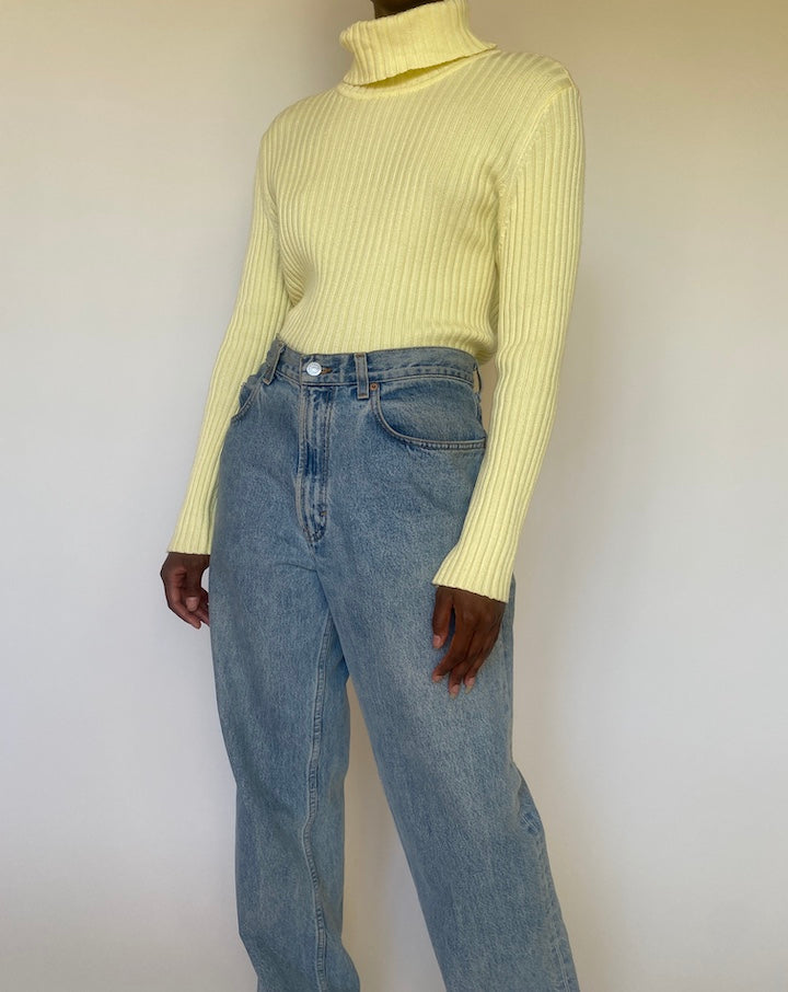 VINTAGE YELLOW RIBBED TURTLENECK 3986
