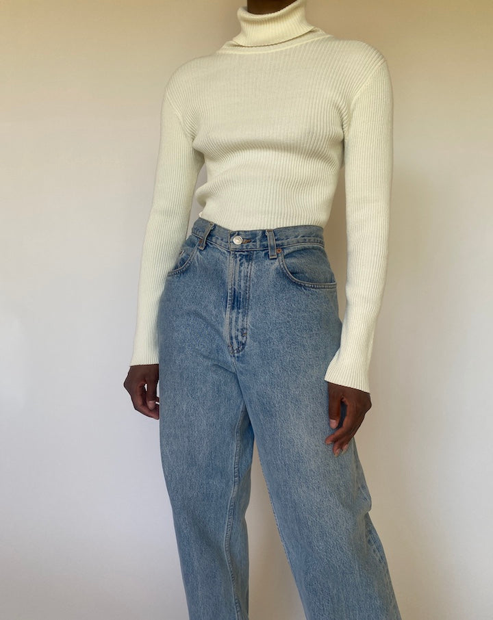 VINTAGE CREAM RIBBED TURTLENECK 3987