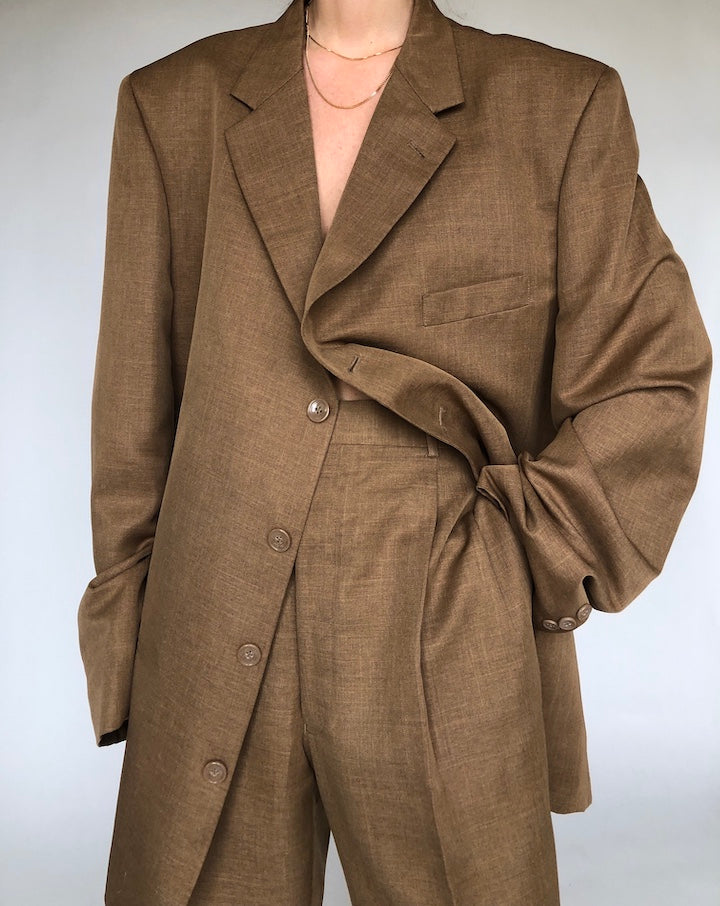 VINTAGE OVERSIZED SUIT 180