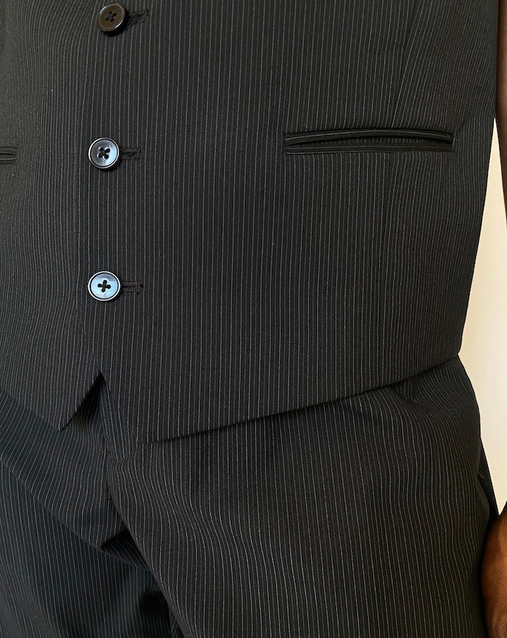 VINTAGE PINSTRIPED SET 3992