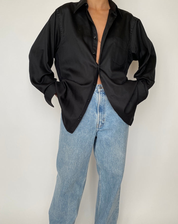 VINTAGE OVERSIZED BLACK SHIRT 2522