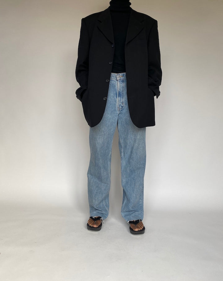 VINTAGE OVERSIZED BLACK BLAZER 1731