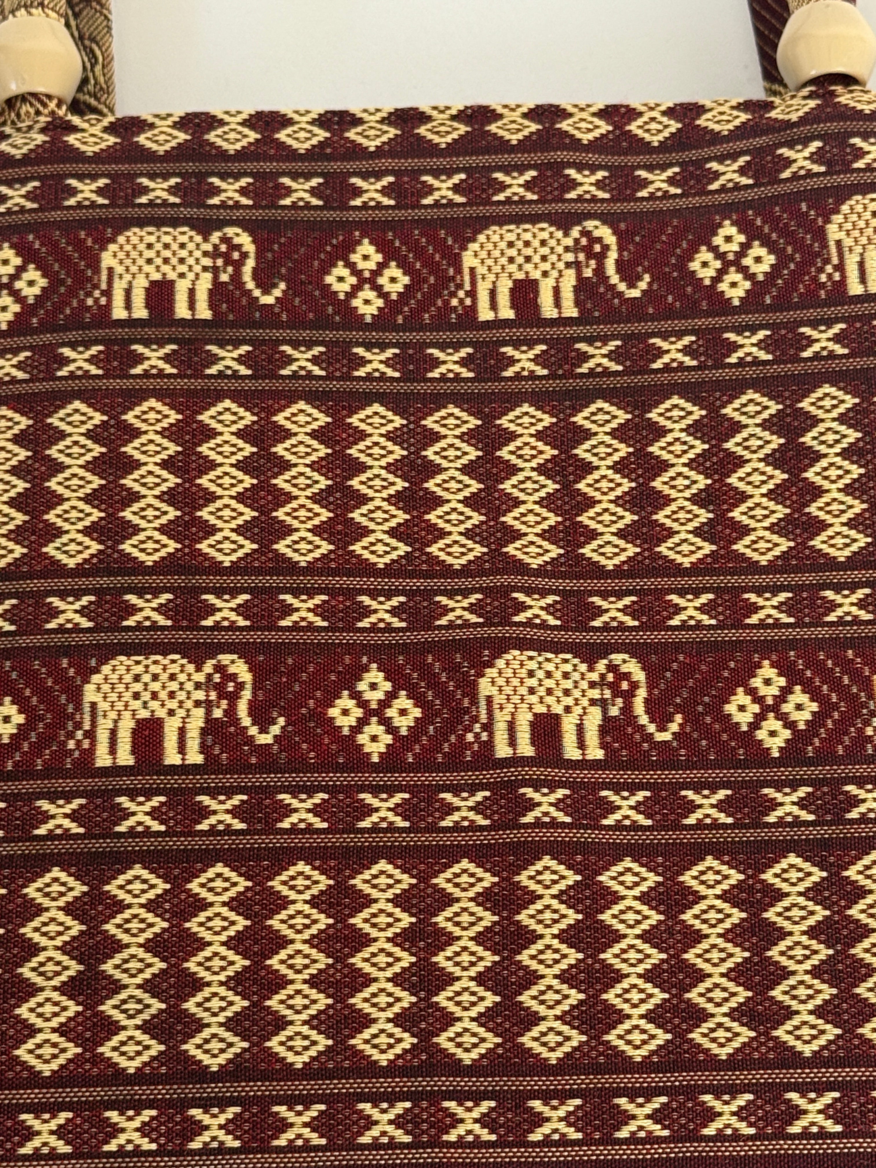 Vintage elephant tapestry shoulder bag close-up detail