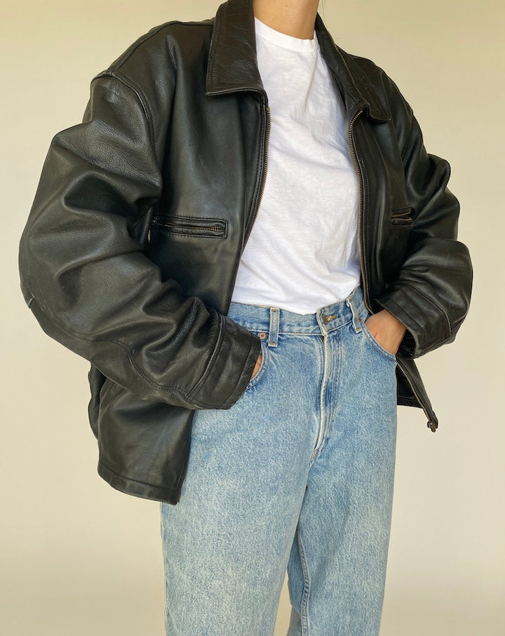 VINTAGE BLACK LEATHER JACKET 1103