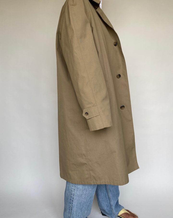 VINTAGE OVERSIZED BEIGE COAT 730