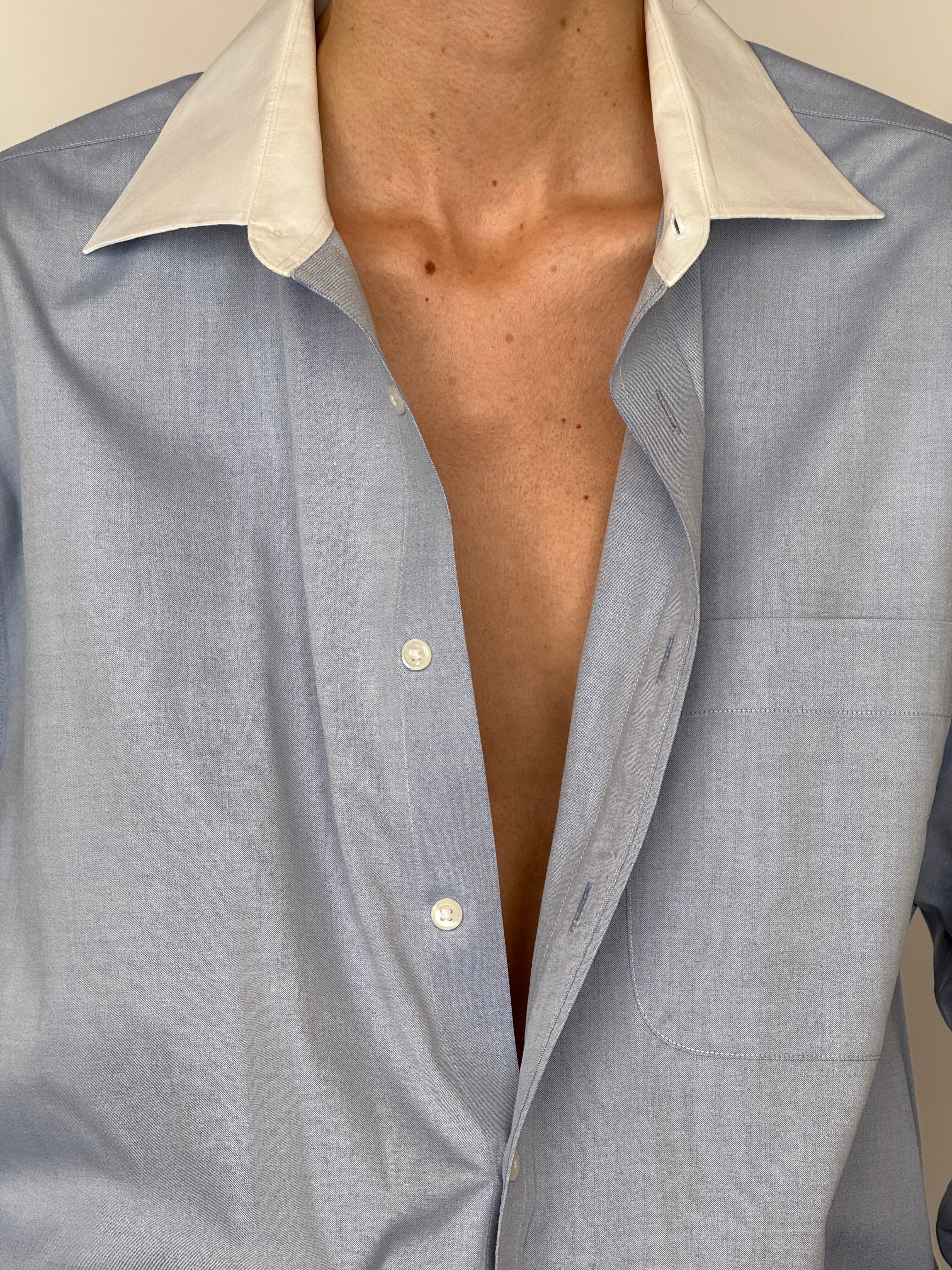 Vintage long sleeve button-down shirt with contrast collar light blue