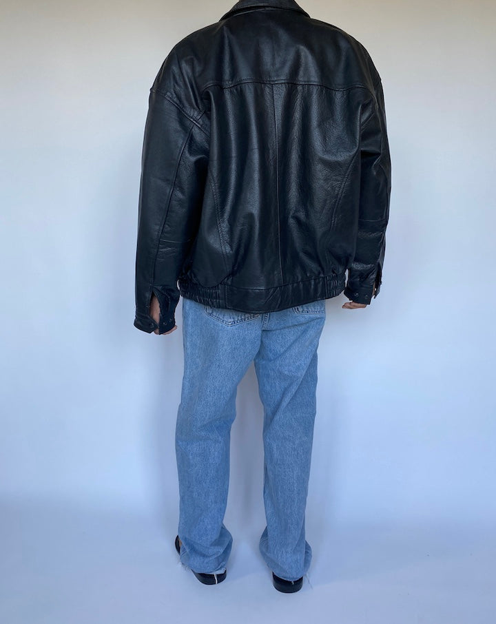 VINTAGE OVERSIZED BLACK LEATHER JACKET 3063