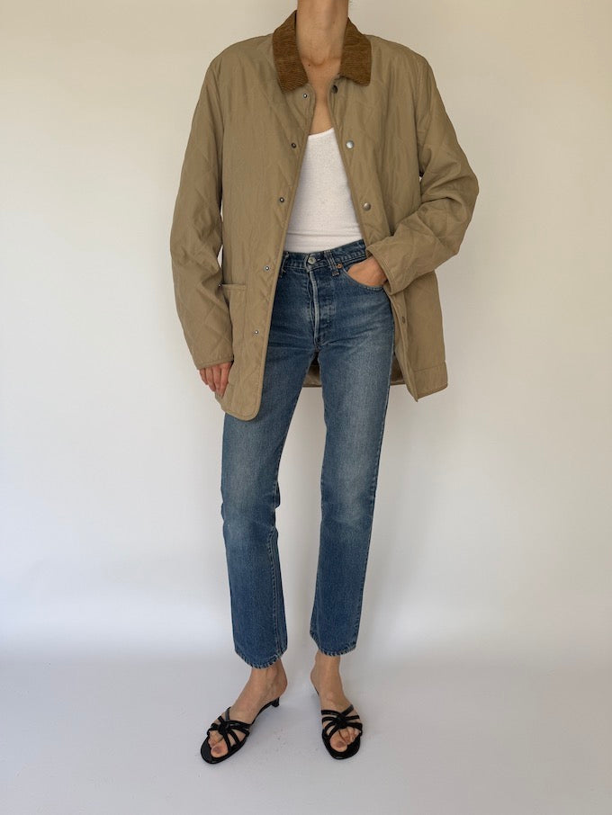 Classic Quilted Barn Jacket with Corduroy Collar