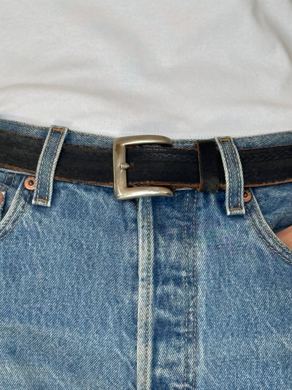 Vintage Western-Inspired Leather Belt 8483