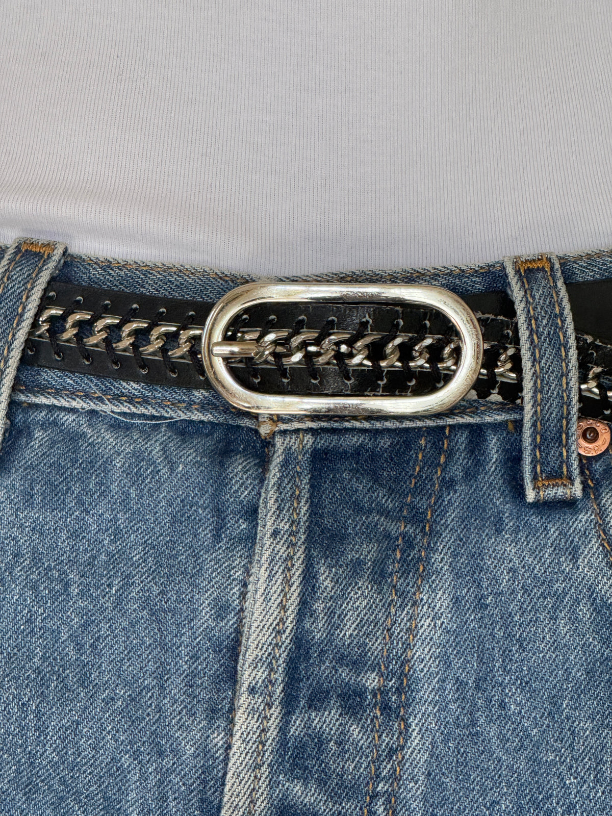 Vintage Black & Silver Leather Belt with Silver Buckle 8484