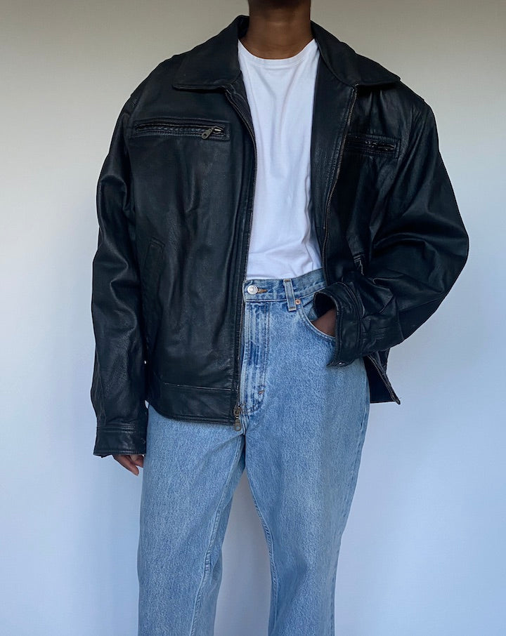 VINTAGE OVERSIZED BLACK LEATHER JACKET 3490