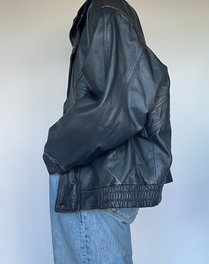 VINTAGE BLACK LEATHER JACKET 3493