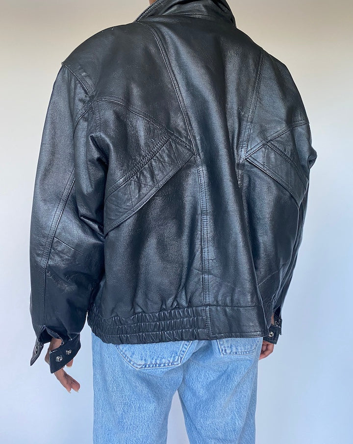 VINTAGE BLACK LEATHER JACKET 3493