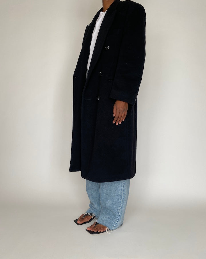 VINTAGE LONG BLACK COAT 2740