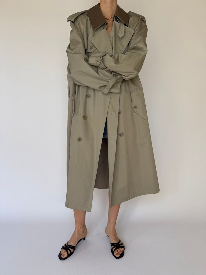 Vintage oversized trench coat 6120