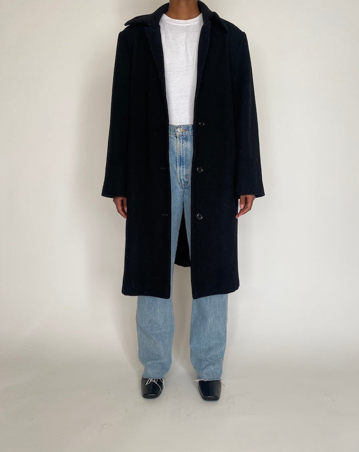 VINTAGE BLACK COAT 4013