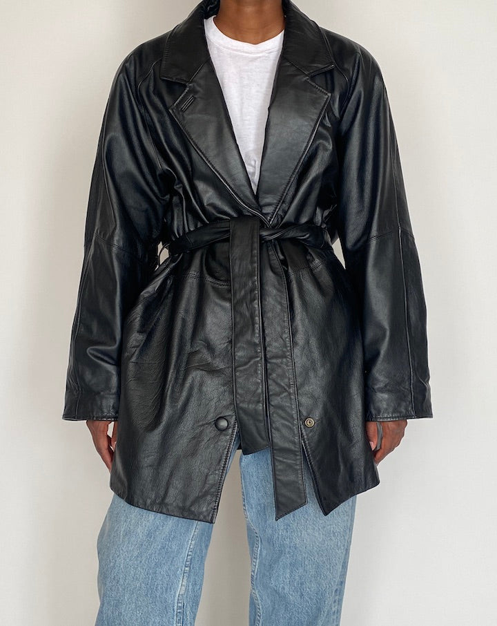 VINTAGE SLIGHTLY OVERSIZED BLACK TRENCH LEATHER JACKET 4019