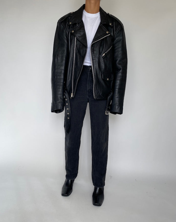 VINTAGE OVERSIZED BLACK LEATHER JACKET 1806